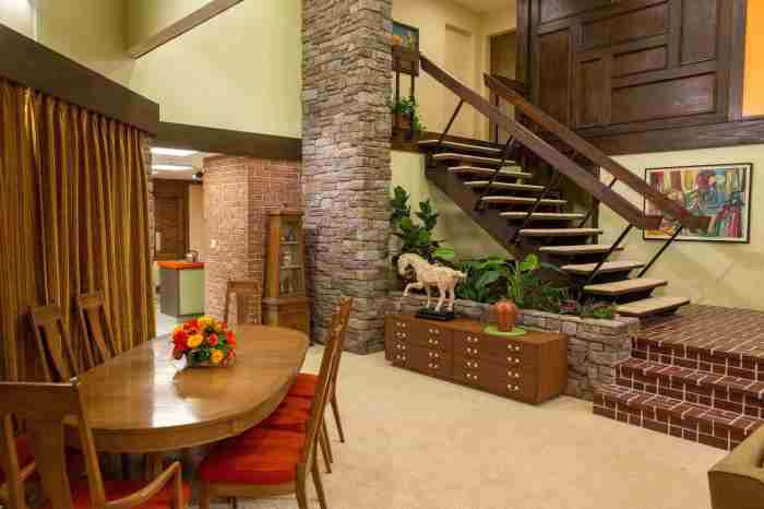 Brady bunch house interior design